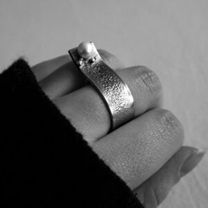 Bague Balancin, artisanale, raffinée et unique